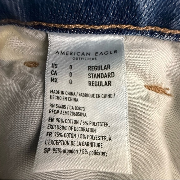 American Eagle Mom Jean High Rise Taper Straight Size 0 - Picture 4 of 8